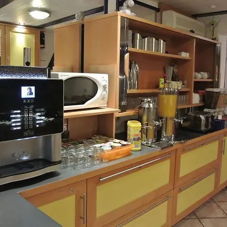 فندق Park & Gaestehaus 3*