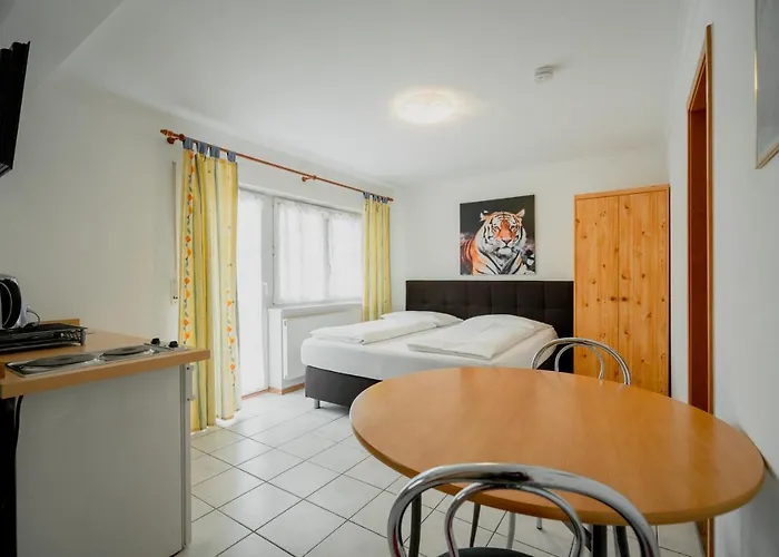 Park & Gaestehaus 3* Rust