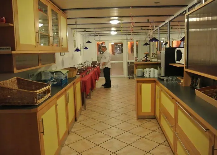 Park & Gaestehaus Hotel 3*